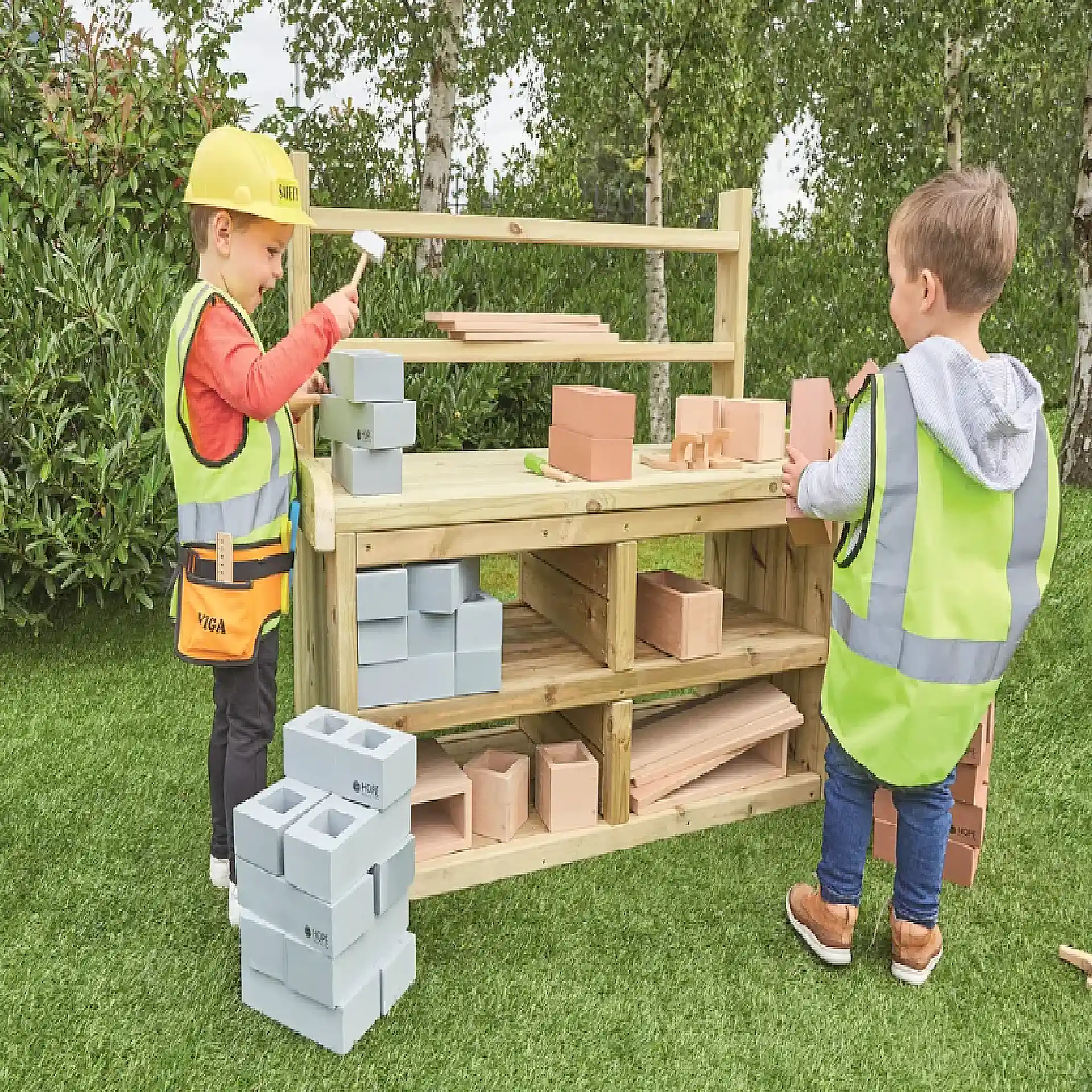 حزام الأدوات الخشبي