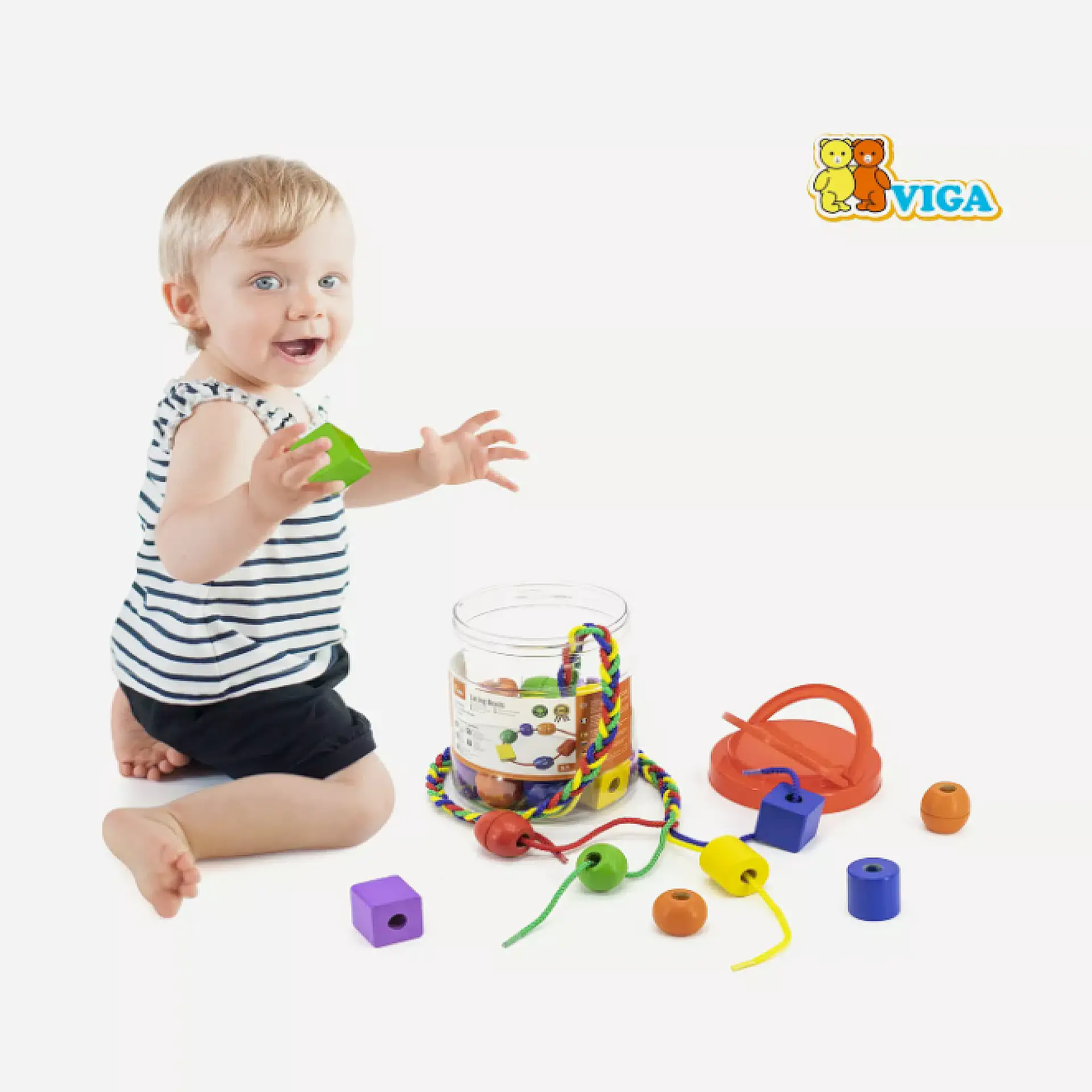 חרוזי העץ הצבעוניים